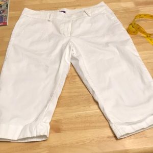 🎁5 for $10 Sale🎁In moda Capri long shirts size 10 white